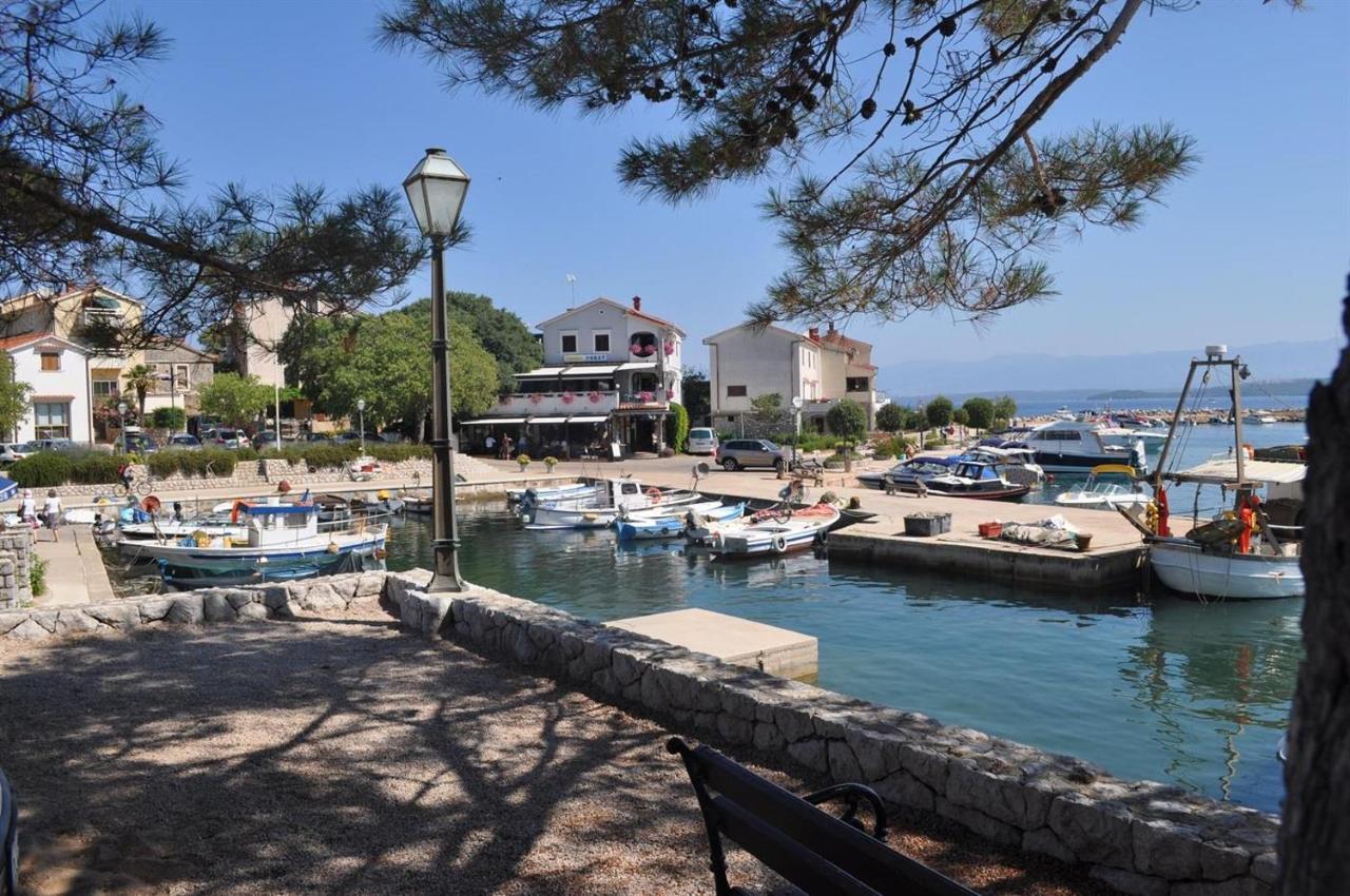 B&B Segulja Малинска Экстерьер фото