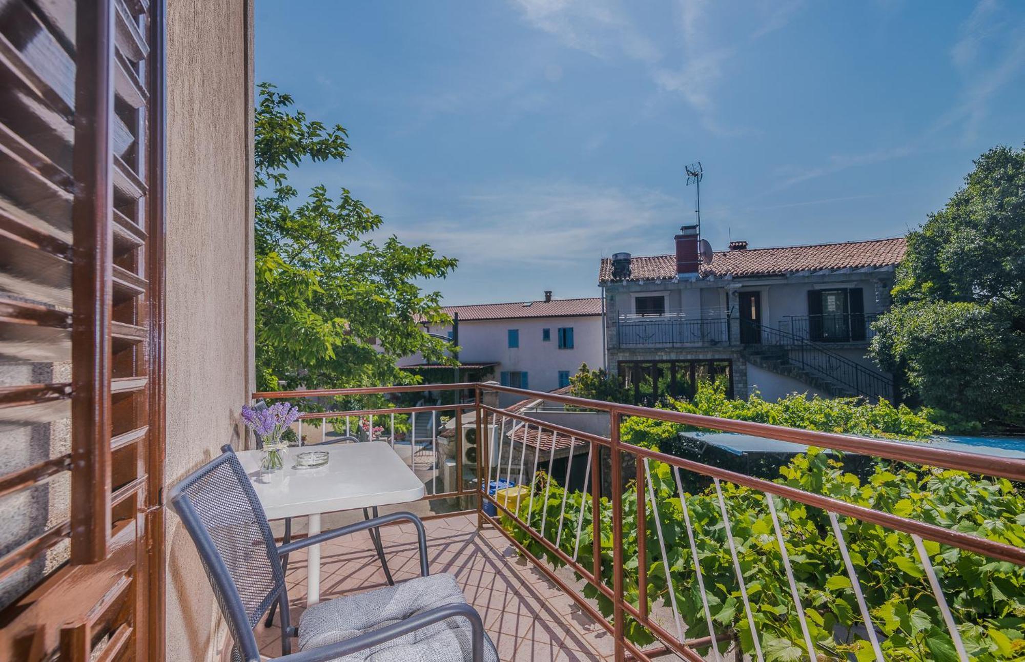 B&B Segulja Малинска Экстерьер фото