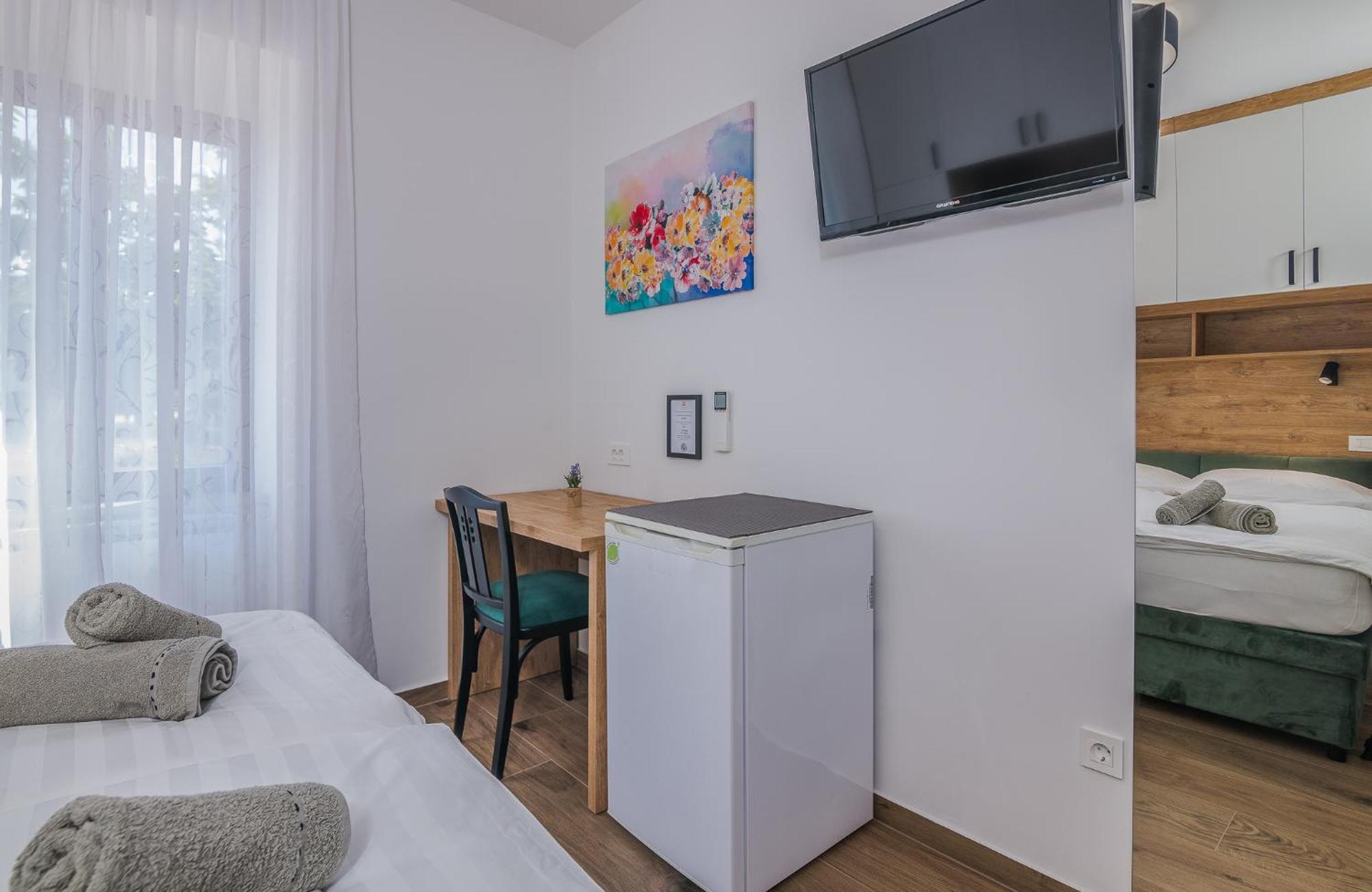 B&B Segulja Малинска Экстерьер фото