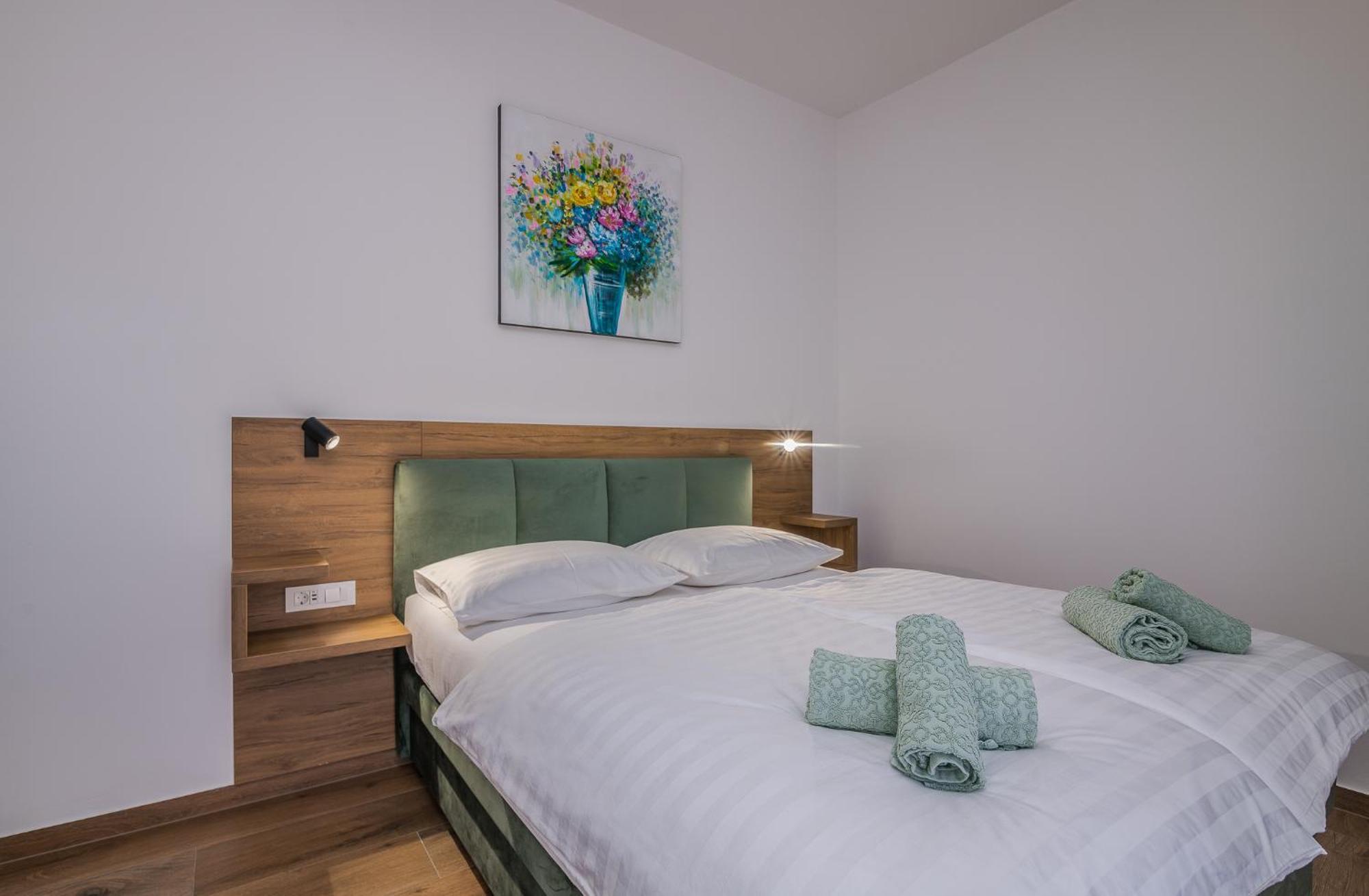 B&B Segulja Малинска Экстерьер фото