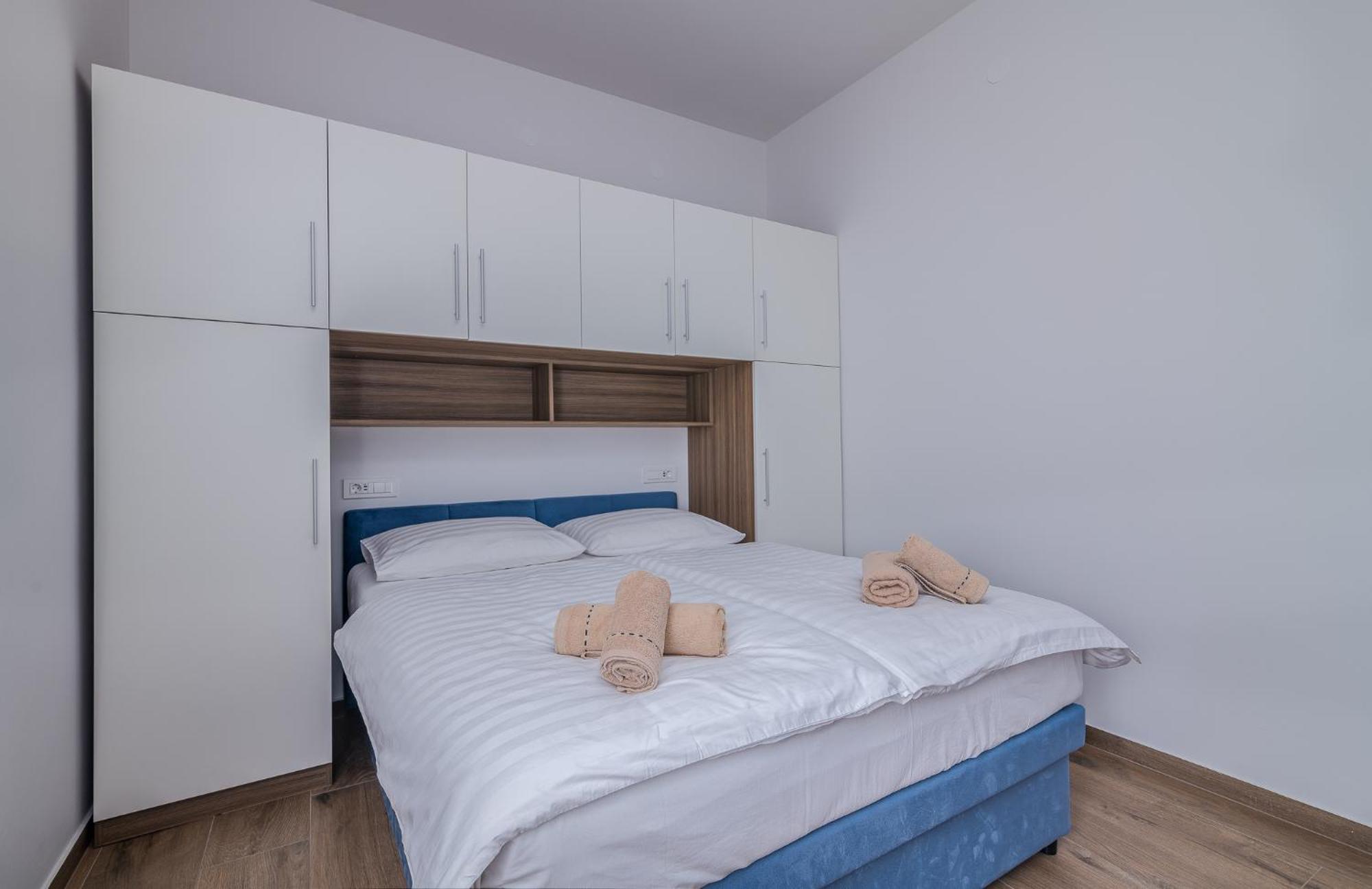 B&B Segulja Малинска Экстерьер фото
